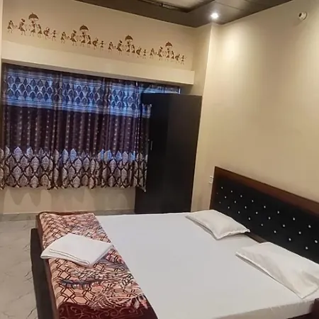 Raghuvanshi Paying Guest House-2