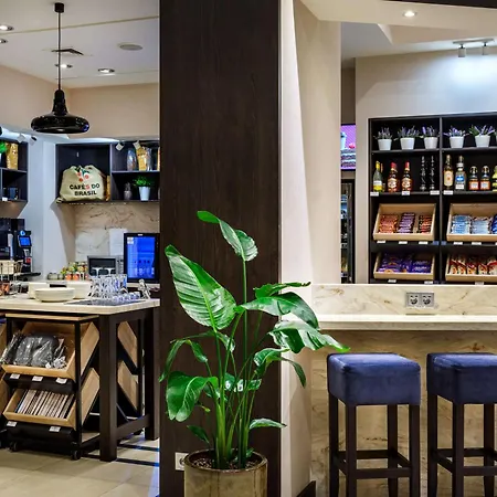 Hilton Garden Inn Krakow Airport-3