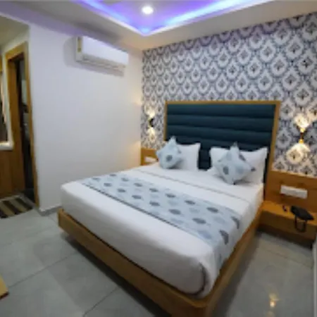 Hotel Maryland , Vadodara-3