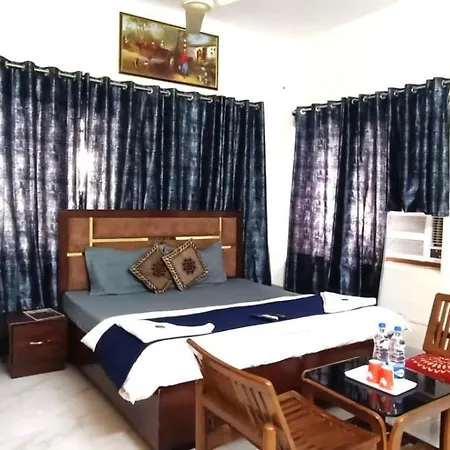 Zora Park Luxury Rooms-2