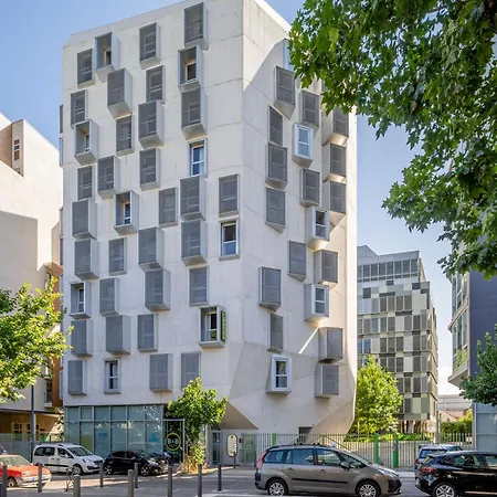 B&B HOTEL Marseille Euromed-2