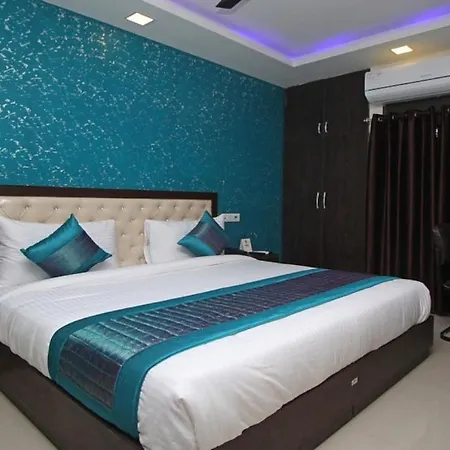 Airport Tourist Palace-3