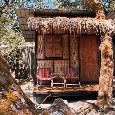 Little Hut-2