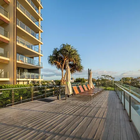 Oaks Redcliffe Mon Komo Suites-3