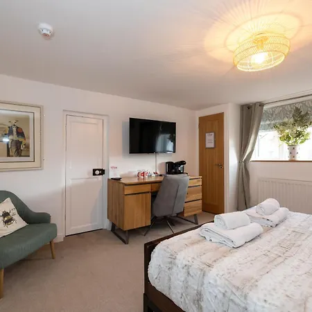 Riize Boutique Hotel Worcester Self Check-In City Centre-3