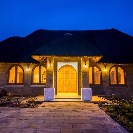 Tabebuia Spa And Safari Resort-3