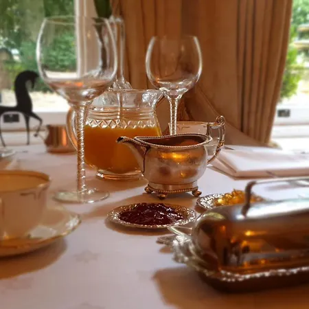 Ravenscroft B&B-2
