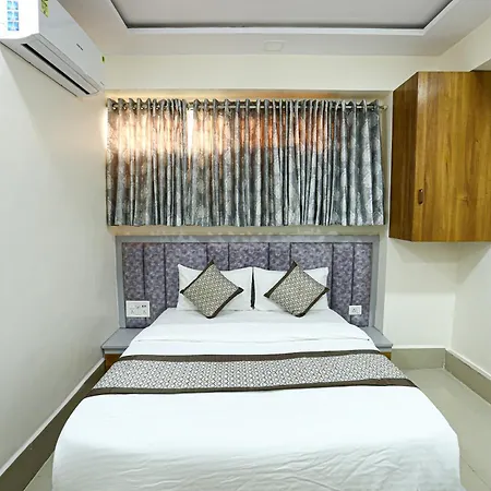 Hotel Golden City-3