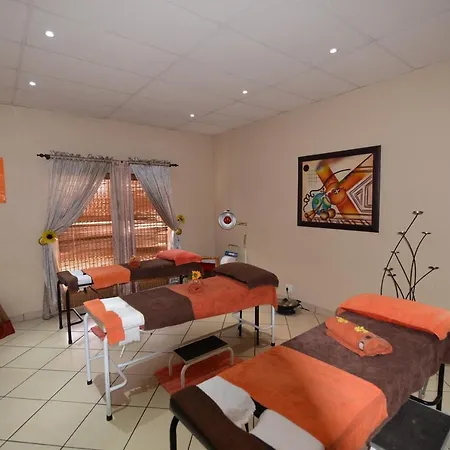 Attache Guest Lodge & Health Spa-3