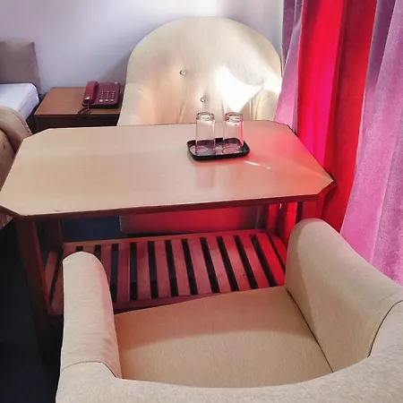 Hotel Chaitanya Inn-3