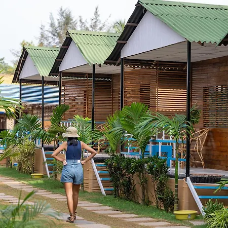 The Tito'S Blue Sky Beach Resort-2