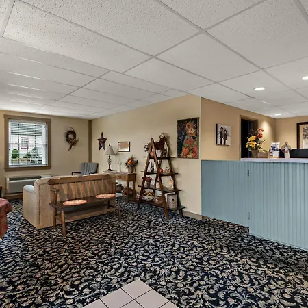 Country Living Inn-3