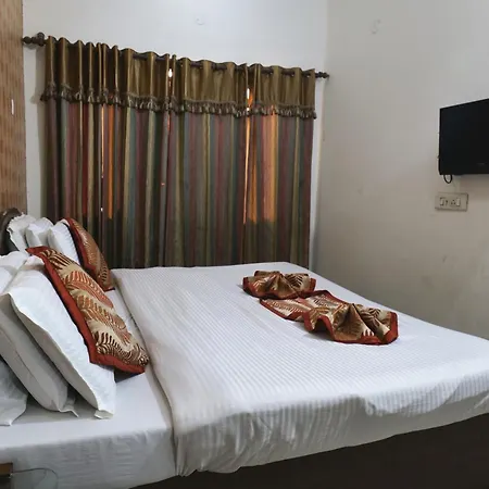 Hotel Holiday Comfort Amritsar-2