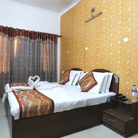 Hotel Holiday Comfort Amritsar-3