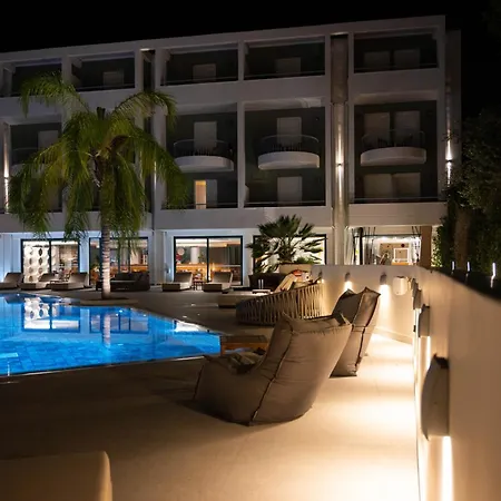 Flisvos Royal Hotel & Suites-3