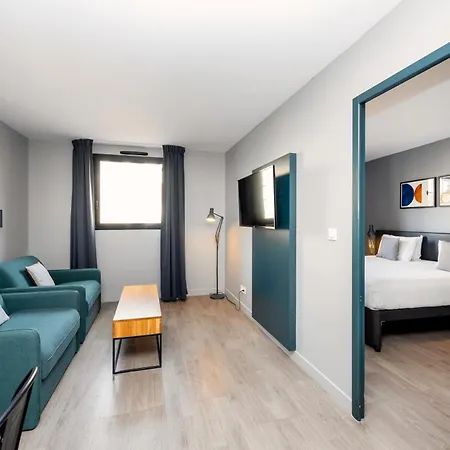Staycity Aparthotels Marseille Centre Vieux Port-3