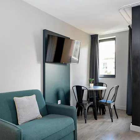 Staycity Aparthotels Marseille Centre Vieux Port-3