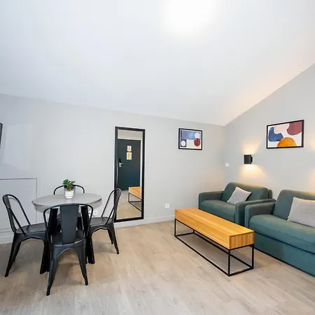 Staycity Aparthotels Marseille Centre Vieux Port-2