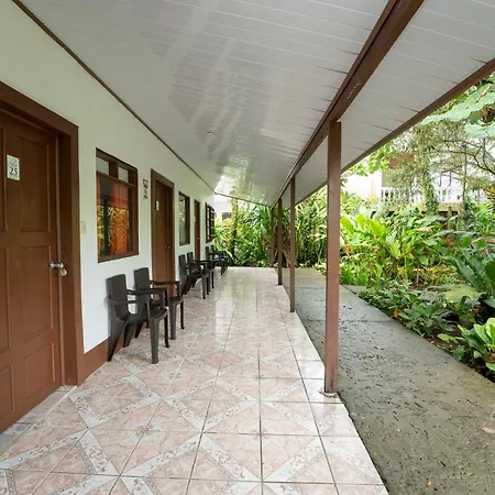 Hotel Tortuguero Beachfront-3