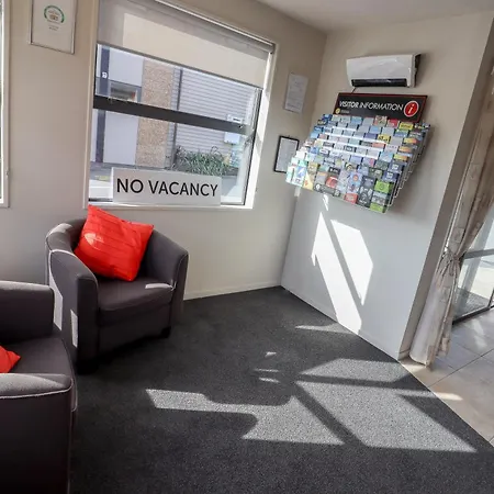 Coleraine Suites & Apartments-2