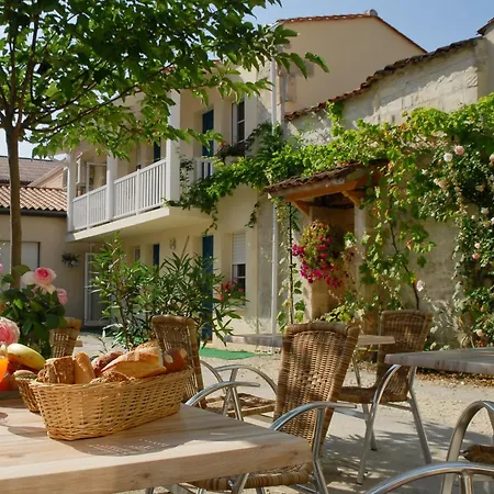 Le Cheval Blanc, Cognac Centre-3