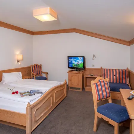 Hotel Tauernhof-2