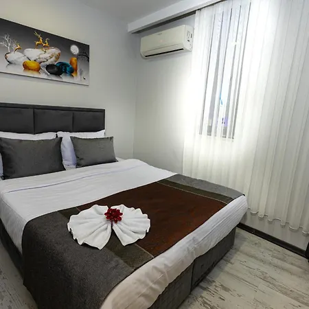 Apollo Hotel & Apartments-3