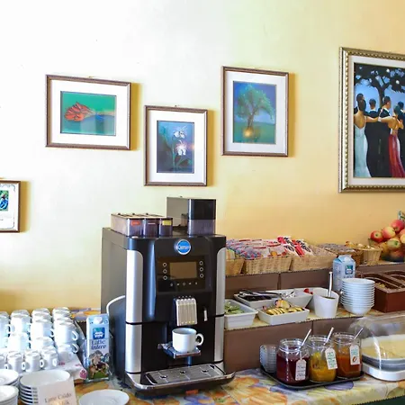 Hotel Garni Riviera-2