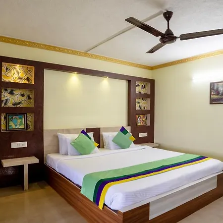 Itsy Hotels Vijaya Residency-3