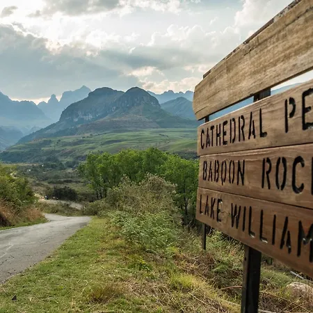 Cathedral Peak Hotel-2