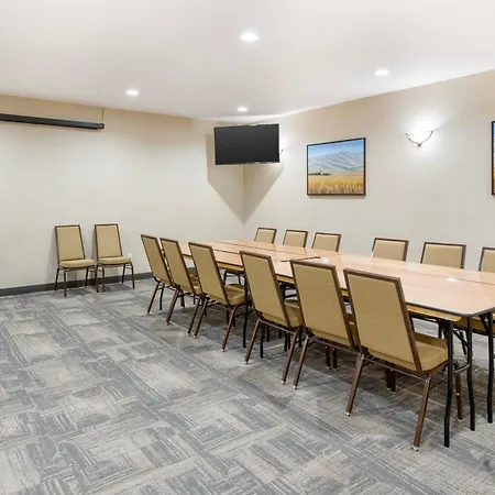 Best Western Plus Walla Walla Suites Inn-2