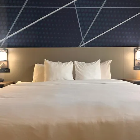 Comfort Suites Louisville Airport-2