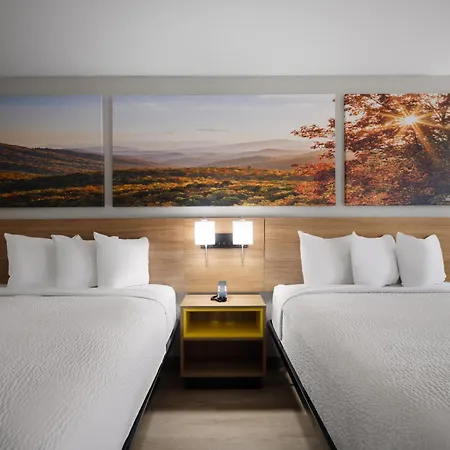 Days-Inn By Wyndham Montgomery I-85-2