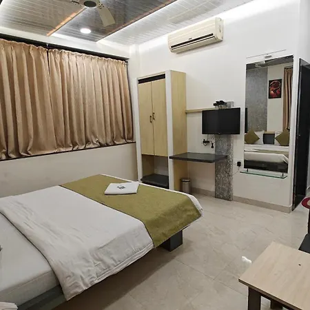 Cool Palace Hotels-3