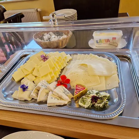 Hotel Garni Dekorahaus-3