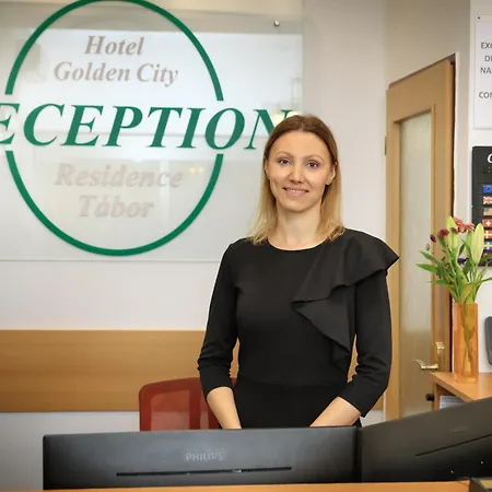Hotel Golden City Garni-3