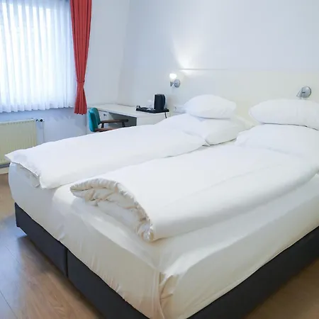 Hotel Am Kapellenberg-3