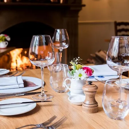 The Acorn Inn-3