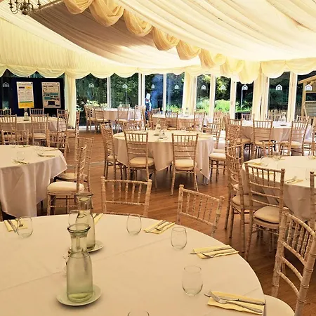 The Coach House At Missenden Abbey-3