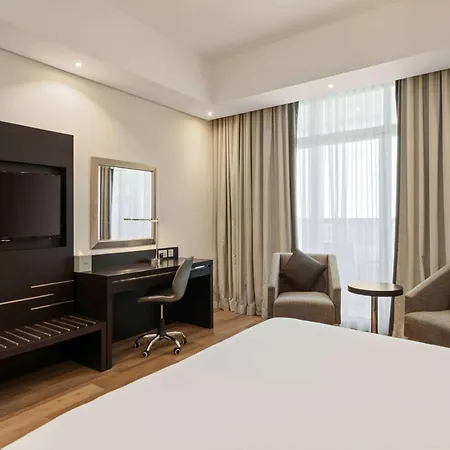 Ramada By Wyndham Dubai Barsha Heights-2