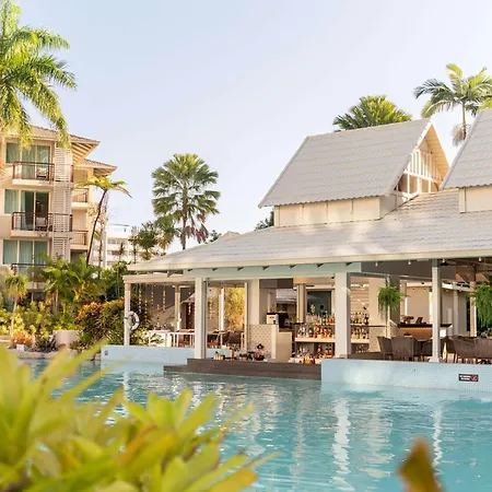 Novotel Cairns Oasis Resort-2