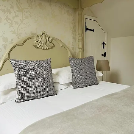 Cottage Lodge Hotel-2