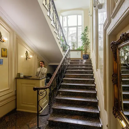 Vintage Art Hotel-2