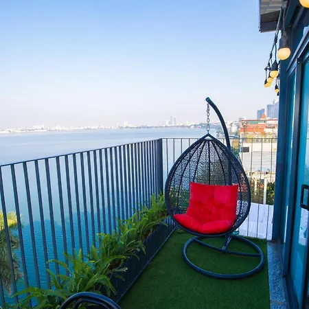 Lake View Hotel-3