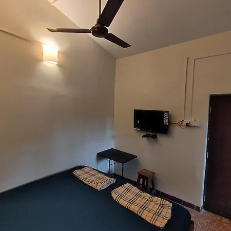 Hill View Guest House-3