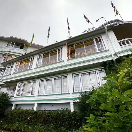 Udaan Dekeling Resort Darjeeling-3