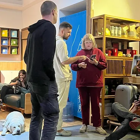 Wally House Hostel - Walk 5 Minutes To East Gate Of National Forest Park-Ticket Book Services-Free Laundry Facilities-Free Capsule Coffee-Tour Route Introduction And Tour Guide Arrangement-3