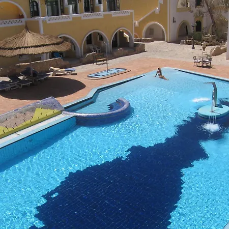 Club El Faraana Reef Resort-2