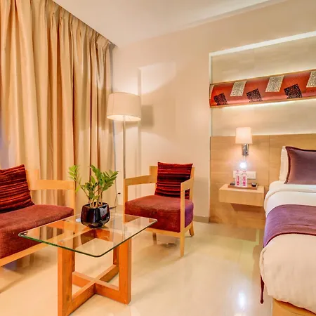 The Ssk Solitaire Hotel & Banquets-3
