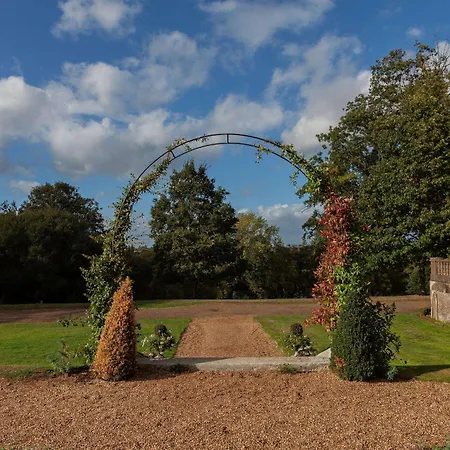 Oatlands Park Hotel-3